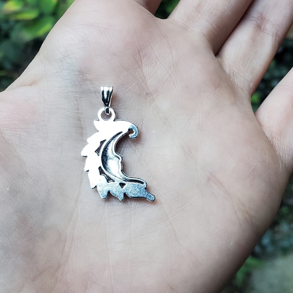 NWOT Sleeping Moon Pendant - Picture 8 of 8